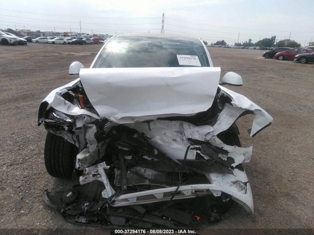 Tesla Model Y Long Range 2022 7SAYGDEE8NA012917 Image 10