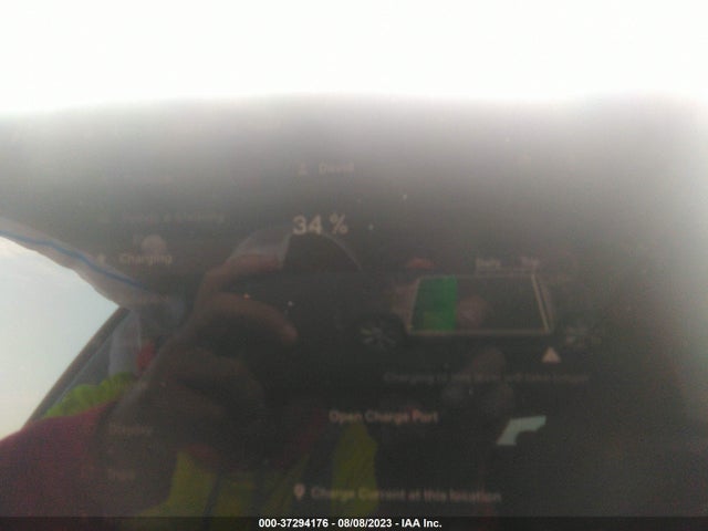 Tesla Model Y Long Range 2022 7SAYGDEE8NA012917 Image 15