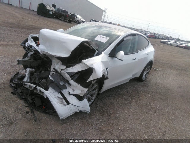 Tesla Model Y Long Range 2022 7SAYGDEE8NA012917 Image 2