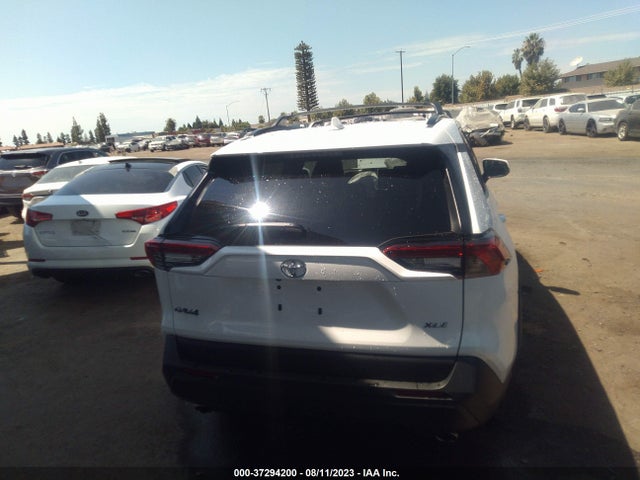 2023 TOYOTA RAV4 XLE VIN: 2T3W1RFV4PC230324