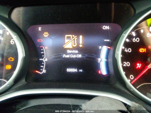 3C4NJCBB0JT407629 Jeep Compass Altitude