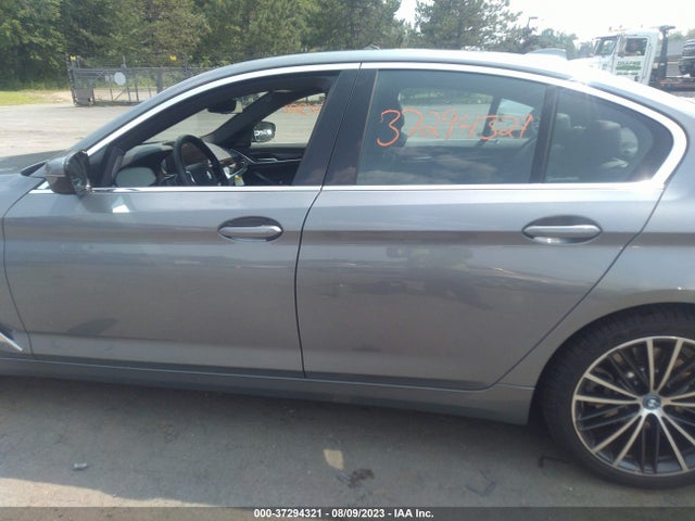BMW 5 Series 530e Xdrive 2023 аукцион фото