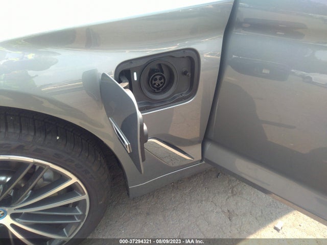 BMW 5 Series 530e Xdrive 2023 аукцион фото