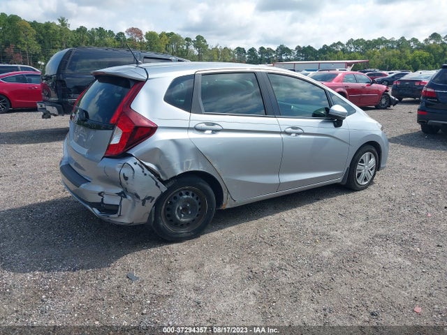 Honda FIT LX 2019 3HGGK5H48KM725120 Image 4