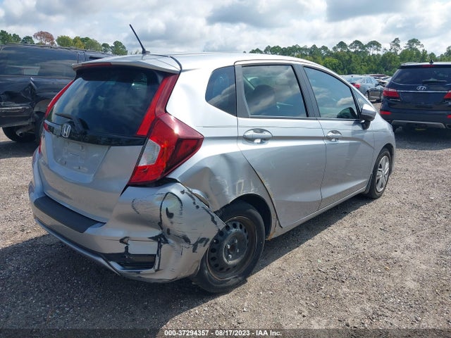 Honda FIT LX 2019 3HGGK5H48KM725120 Image 6
