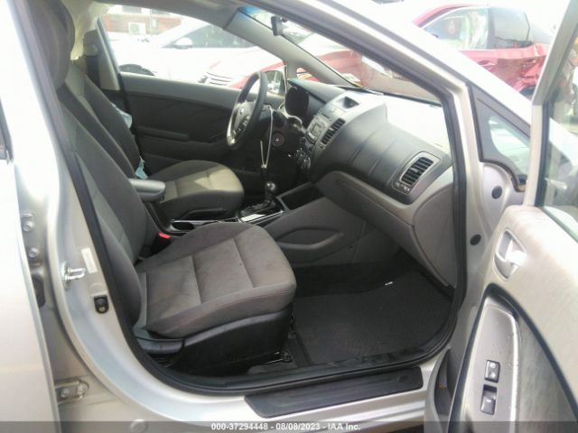 3KPFK4A79HE084975 KIA FORTE LX