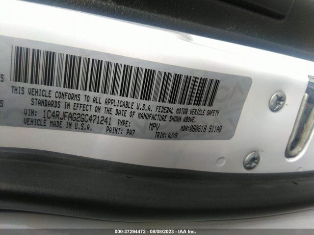 1C4RJFAG2GC471241 Jeep Grand Cherokee 75th Anniversary