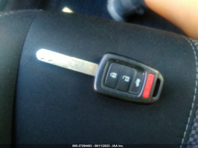 19XFC2F69KE213709 Honda Civic Sedan Lx