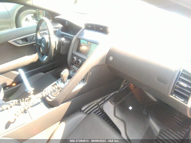 Jaguar F-type P450 R-dynamic 2022 SAJD81EE3NCK77026 Image 11