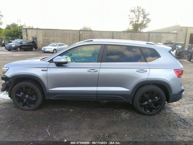 3VVLX7B24NM074818 Volkswagen TAOS SE