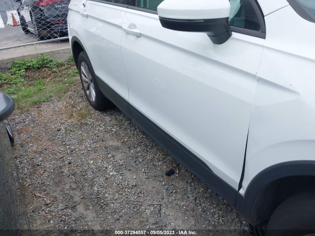 3VV1B7AX9LM098242 Volkswagen TIGUAN S