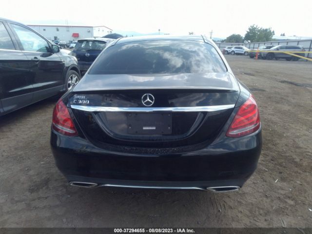 55SWF4JB0FU079257 Mercedes-Benz C-class C 300