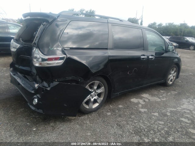 Toyota SIENNA SE 2014 5TDXK3DC4ES444162 Image 4