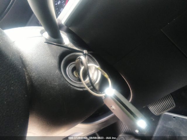 5XXG24J27MG006169 KIA K5 LX