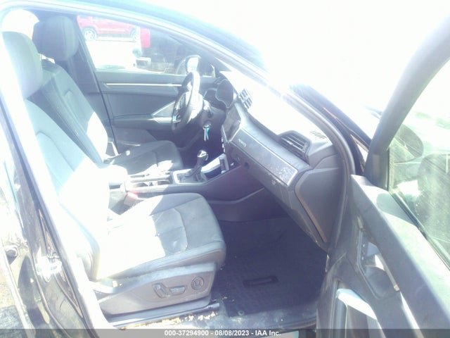 WA1DECF37N1114434 Audi Q3 S Line Premium