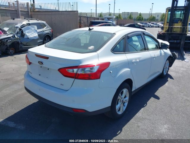 1FADP3F21EL363426 Ford FOCUS SE