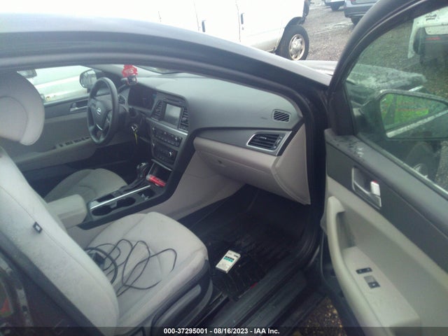 Продажа на аукционе авто 2016 Hyundai Sonata 2.4l Se, vin: 5NPE24AF2GH364766, номер лота: 37295001