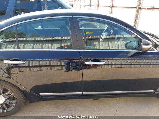 2009 HYUNDAI GENESIS VIN: KMHGC46F49U047395