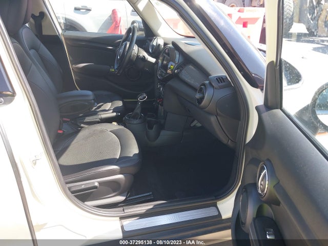 2015 MINI COOPER HARDTOP 4 DOOR WMWXS5C59FT830770 Photo 4