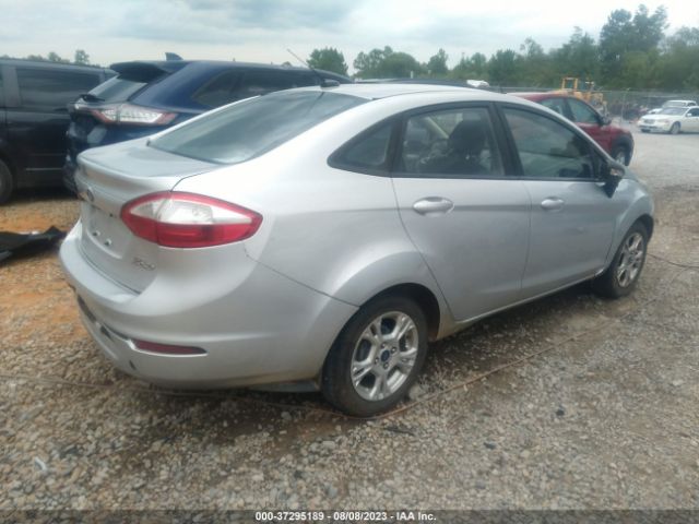 3FADP4BJ3GM112461 Ford FIESTA SE