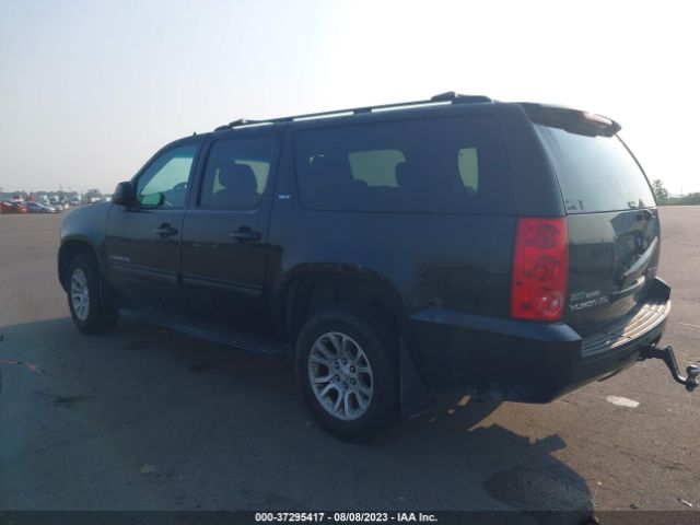 2011 GMC YUKON XL 1500 1GKS2KE34BR248398 Photo 2