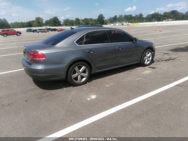 1VWAT7A31FC089157 Volkswagen Passat 1.8t Limited Edition