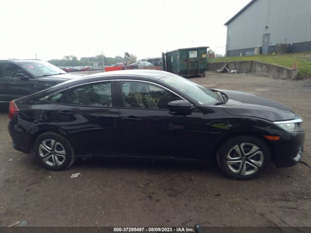 19XFC2F53JE039982 Honda Civic Sedan Lx
