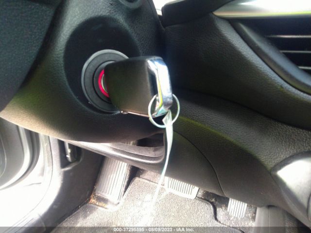 3KPF24AD6PE604568 KIA Forte Lxs