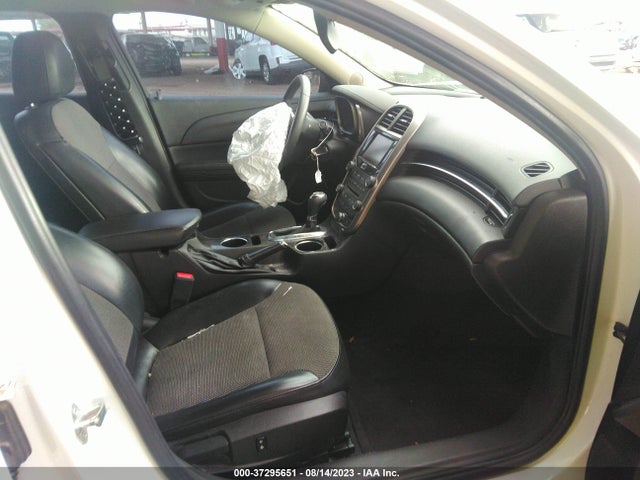 Chevrolet MALIBU LT 2015 1G11C5SL1FF235179 Image 5