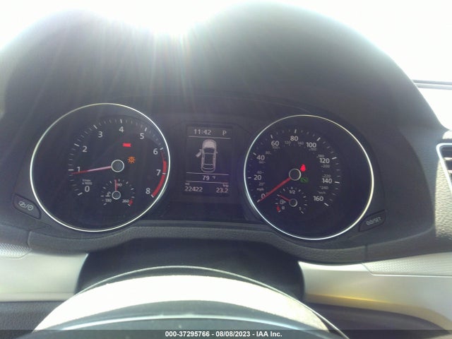 1VWAT7A32GC043340 Volkswagen Passat 1.8t S