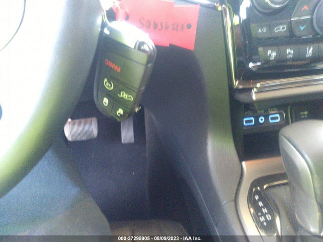 1C4RJEBG7KC580232 Jeep Grand Cherokee Limited X