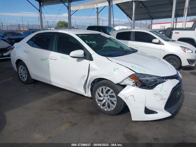 Toyota COROLLA L 2018 2T1BURHE7JC103814 Image 15