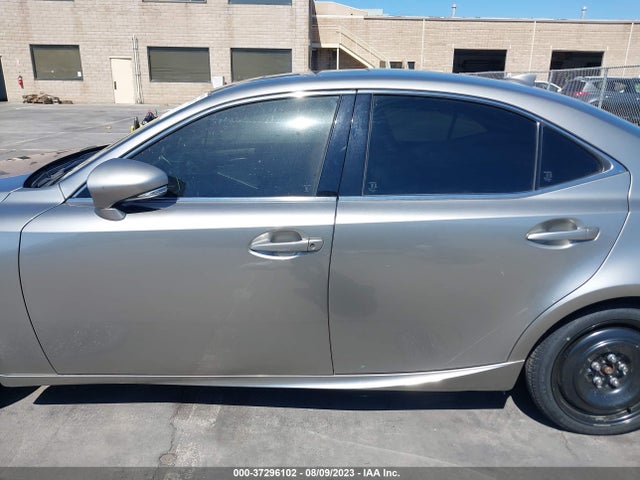 JTHBA1D21J5065773 Lexus Is Is 300