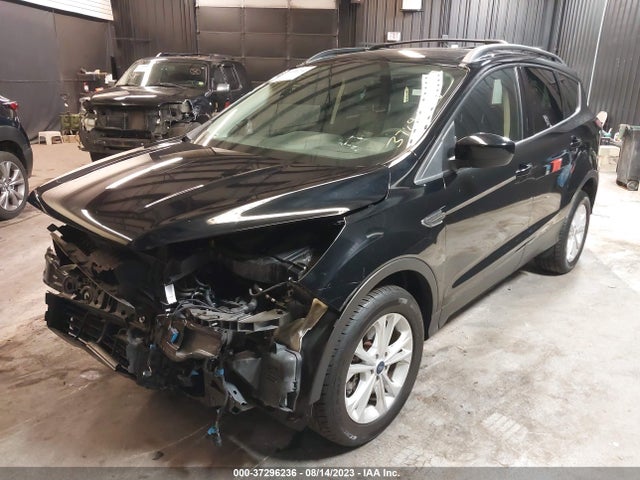2018 FORD ESCAPE SE VIN: 1FMCU9GD8JUD12183