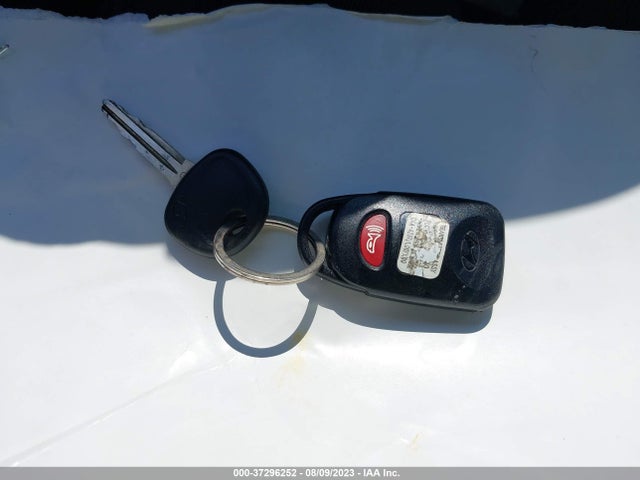 2019 HYUNDAI ELANTRA SEL VIN: 5NPD84LF1KH427050