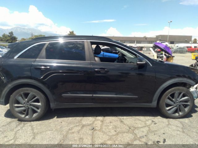 KNDCC3LC2H5093257 KIA Niro Touring Launch Edition