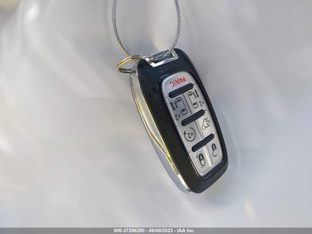 2C4RC1BG0NR198672 Chrysler Pacifica Touring L