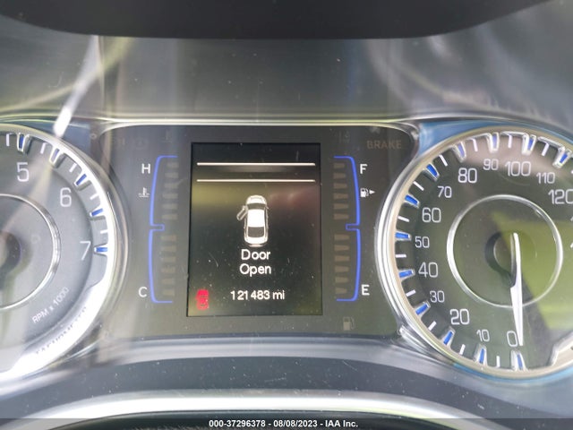 1C3CCCAB2FN685852 Chrysler 200 Limited