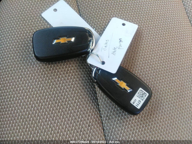 Chevrolet Traverse Ls 2023 1GNERFKW6PJ135933 Image 3