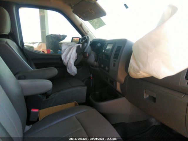 1N6BF0KM9KN807580 Nissan Nv Cargo S