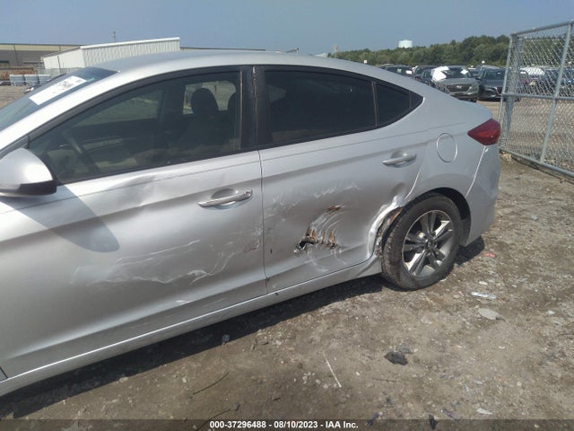 2017 HYUNDAI ELANTRA SE VIN: 5NPD84LF8HH167710