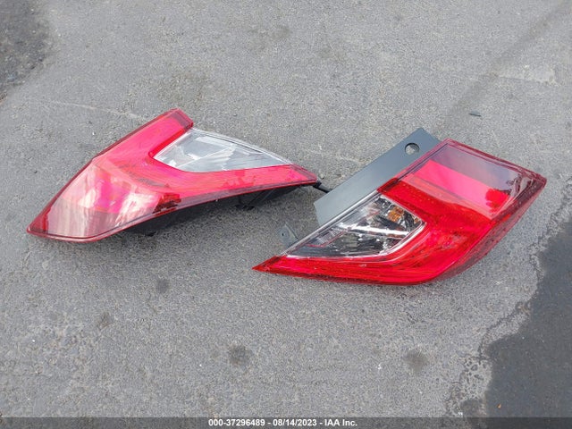 Honda Civic Touring 2016 19XFC1F98GE211073 Image 12