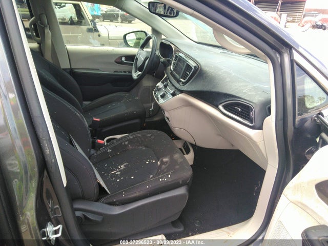 2C4RC1CG5MR573985 Chrysler Voyager Lx