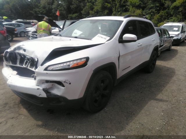 1C4PJMCS6GW120022 Jeep Cherokee Altitude