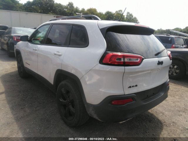 1C4PJMCS6GW120022 Jeep Cherokee Altitude