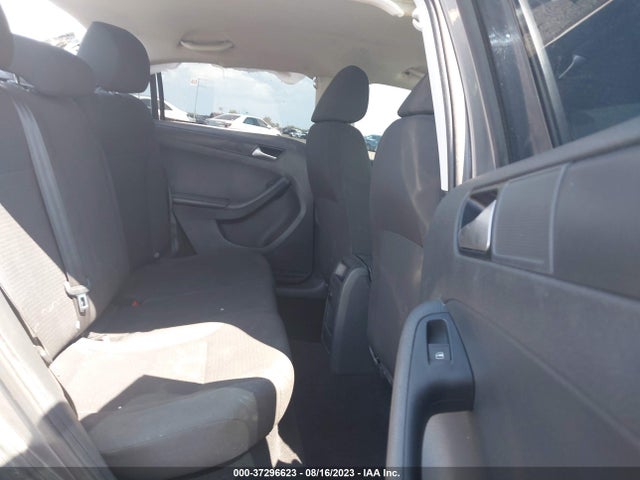 3VW267AJ4GM236419 Volkswagen Jetta Sedan 1.4t S
