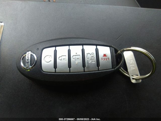 3N1AB8DV3NY300277 Nissan SENTRA SR