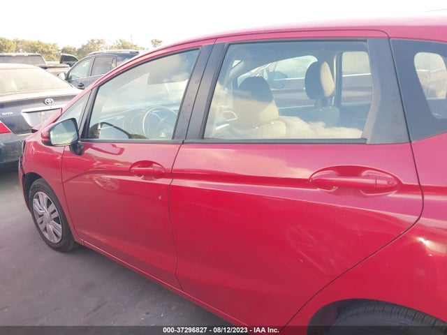 Honda FIT LX 2016 JHMGK5H53GX019177 Image 14