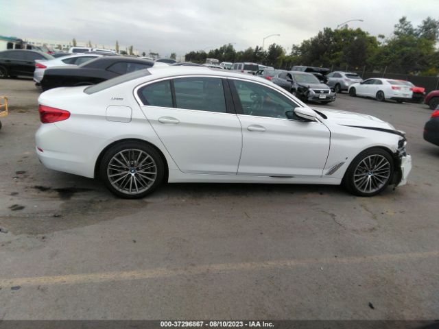WBAJA9C57KB392556 BMW 5 Series 530e Iperformance
