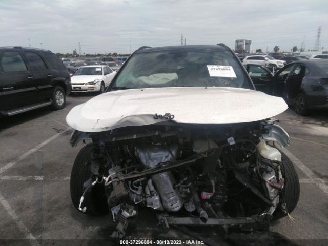 3C4NJCBB1JT487670 Jeep Compass Altitude